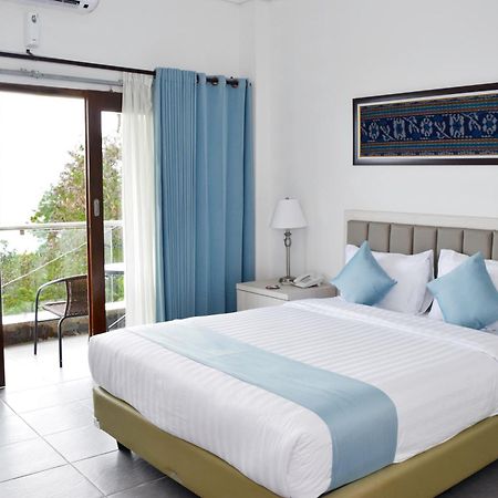 La Cecile Hotel & Cafe Komodo Лабуан-Бахо Экстерьер фото